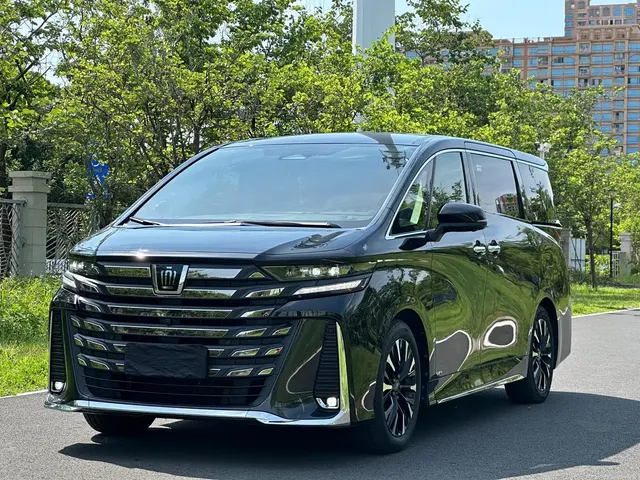 Toyota Alphard 2023 Dual Hybrid 2.5L Ultimate Gold Edition