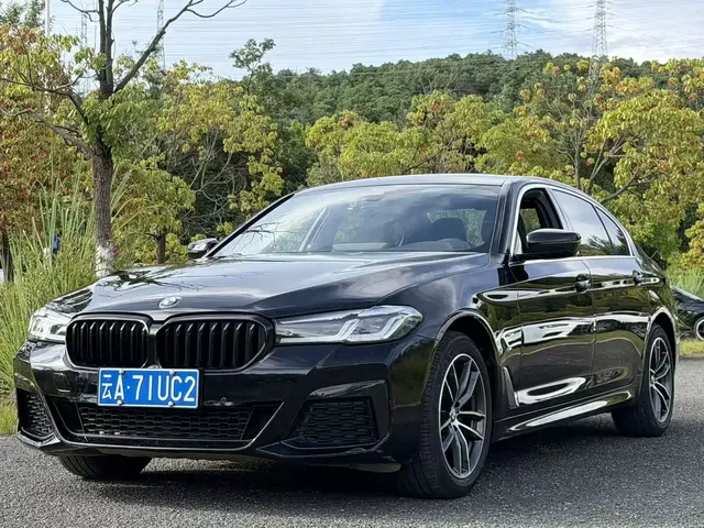 BMW 5 Series 2021 525Li M Sport Package