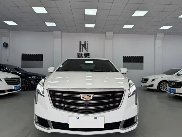Cadillac XTS 2018 28T Luxury Model