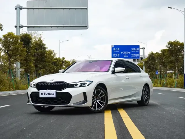BMW 3 Series 2023 325Li M Sport Package