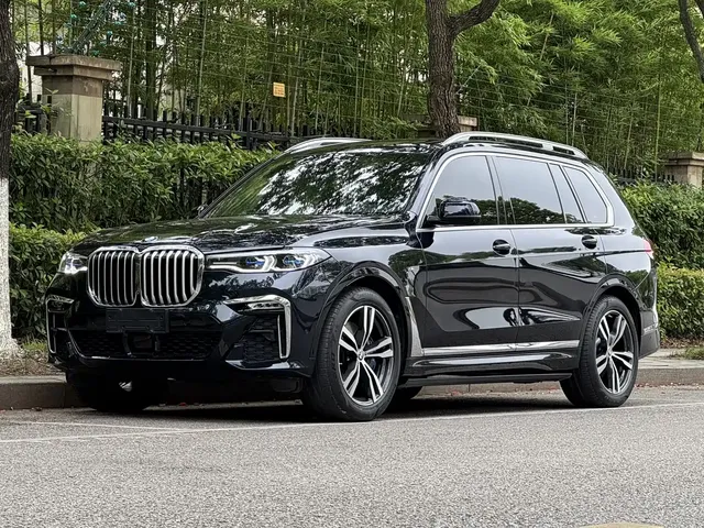 BMW X7 2022 xDrive40i Exclusive M Sport Package