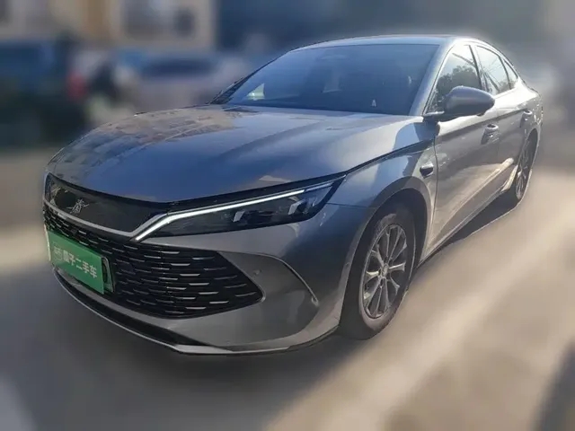 BYD Qin L 2025 DM-i Smart Drive Edition 80KM Leading