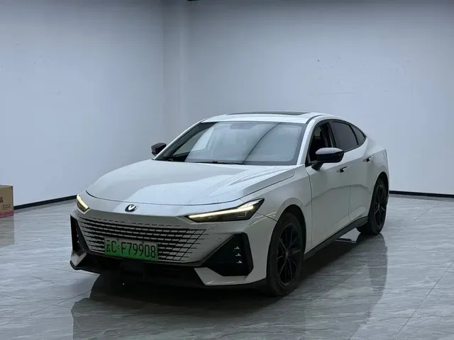 Changan UNI-V iDD 2023 ZhiDian iDD 1.5T 113km Smart Fun Edition