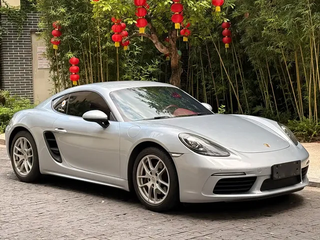 Porsche 718 2018 Cayman 2.0T