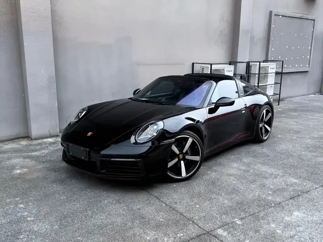 Porsche 911 2023 Targa 4 3.0T
