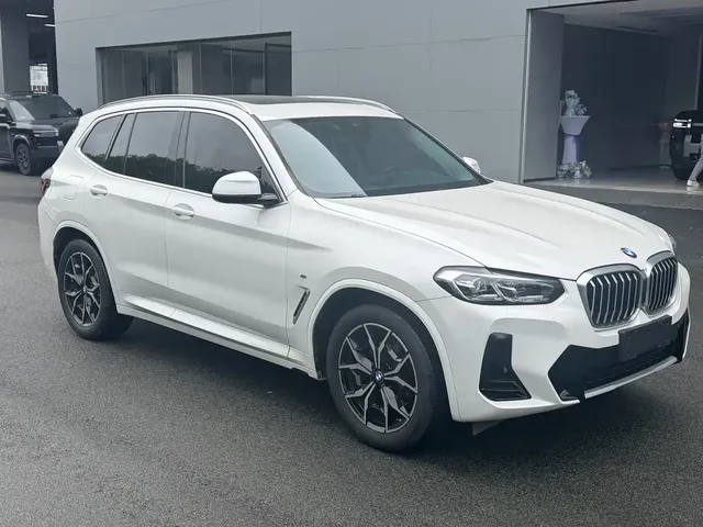 BMW X3 2022 xDrive30i Leading M Night Package