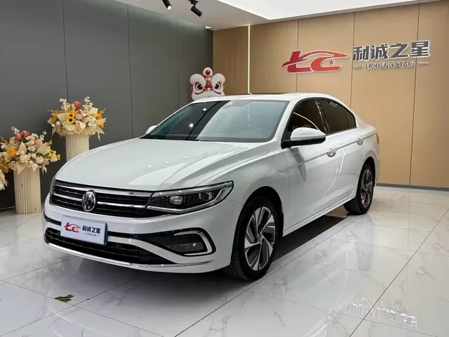 Volkswagen Bora 2025 300TSI DSG Premium Ride Edition