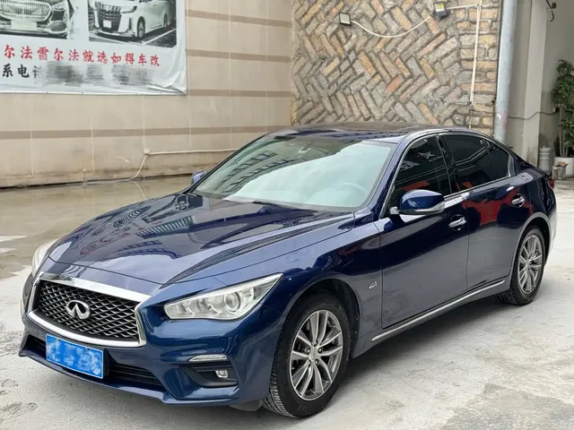 Infiniti Q50L 2018 2.0T Comfort (China VI)