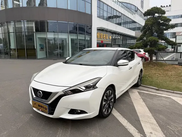 Nissan Bluebird 2016 1.6L CVT Smart Cool