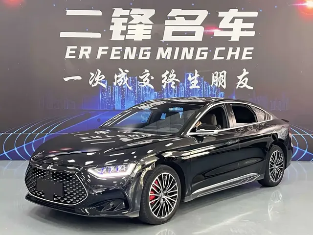 BYD Han 2024 DM-i Glory Edition 121KM Honor
