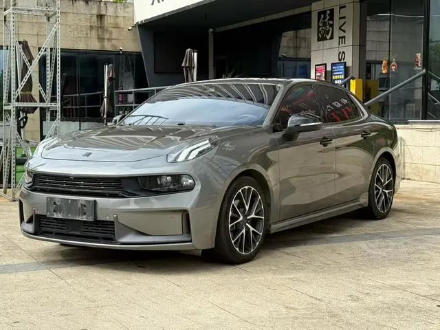 Lynk & Co 03 2021 2.0TD Auto Jin Champion Edition