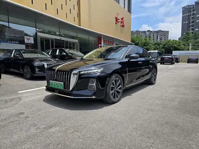 Hongqi H5 2025 1.5T HEV Qiyun 500,000 Units Commemorative Edition