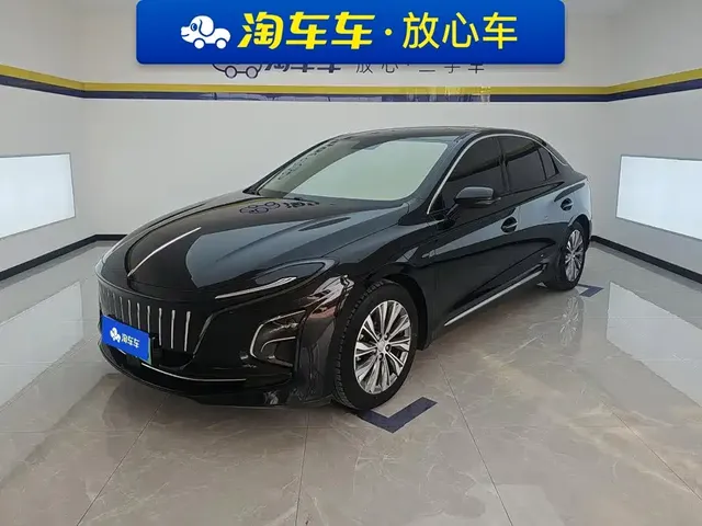 Hongqi E-QM5 2024 Model 610km PLUS