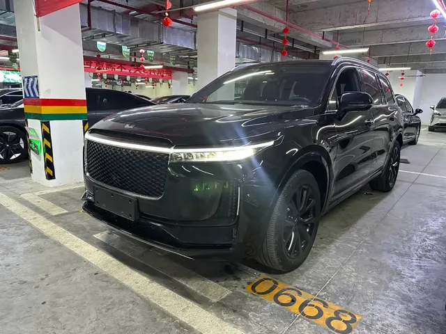 Li Auto Li ONE 2020 Extended Range 6-seater