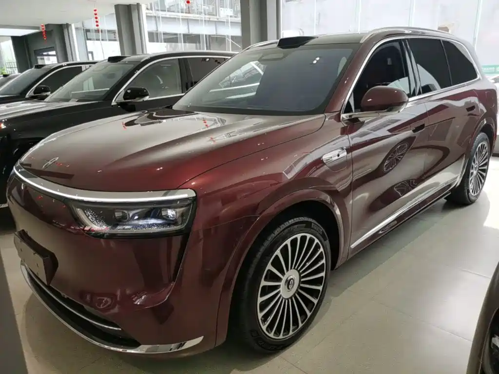 AITO Wenjie AITO M8 2025 Extended Range Ultra 53.4kWh 6-Seater