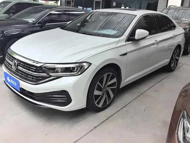 Volkswagen Sagitar 2023 300TSI DSG Surpassing Edition