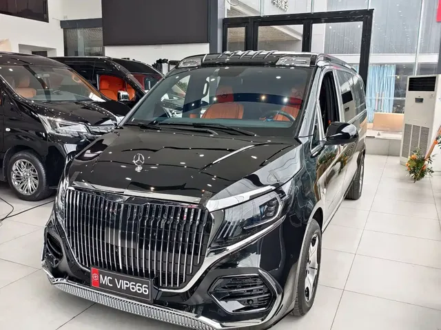 Mercedes-Benz Vito 2023 2.0T Elite 7-Seater