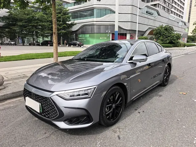 BYD Han 2024 DM-i Glory Edition 121KM Premium