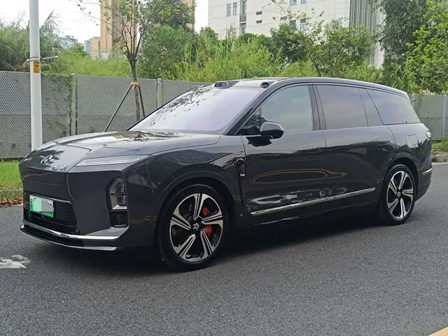 NIO ES8 2025 Model 6-Seat Executive Luxury Edition