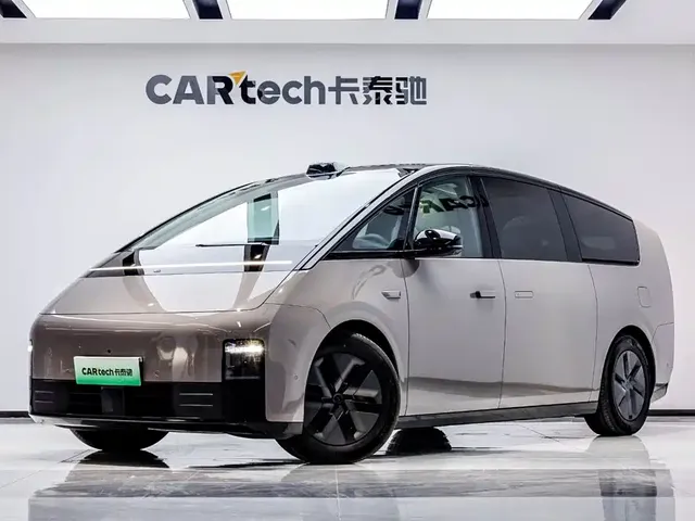 Li Auto MEGA 2024 Ultra