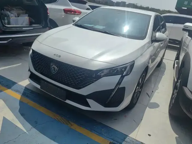 Peugeot 408 2022 1.6T Progressive Edition