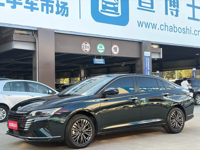 Dongfeng Aeolus Yixuan MAX 2021 1.5T Super Cool Dad Edition