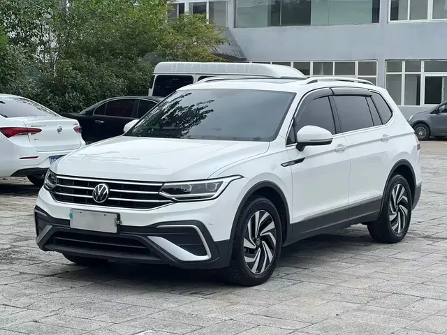 Volkswagen Tiguan L 2023 330TSI Auto 2WD Smart Edition