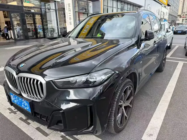 BMW X5 2023 xDrive 30Li Premium M Sport Package