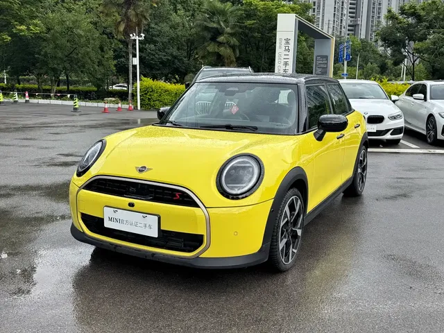 MINI MINI 2025 Model 2.0T COOPER S Artist 5-Door