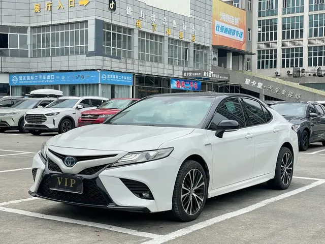 Toyota Camry 2019 Facelift Hybrid 2.5HS F Sport Version