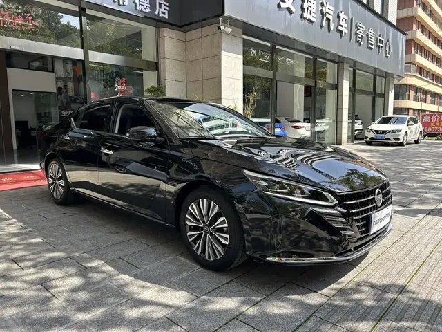 Nissan Teana 2022 2.0L XL-Upr Premium Edition