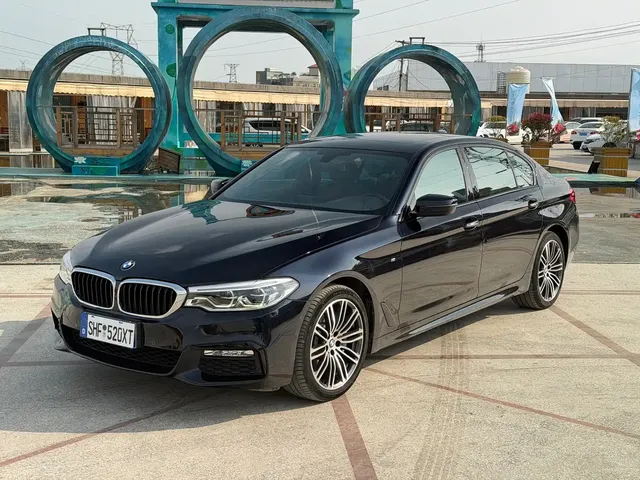 BMW 5 Series 2018 530Li Premium M Sport Package