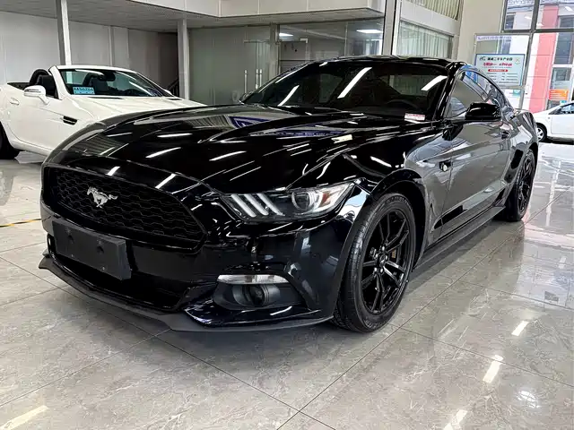 Ford Mustang 2017 2.3T Performance Edition