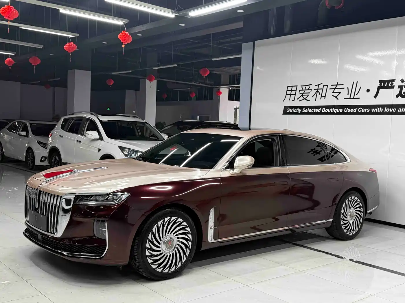 Hongqi H9 2020 2.0T Smart Connection Qi Chang Edition