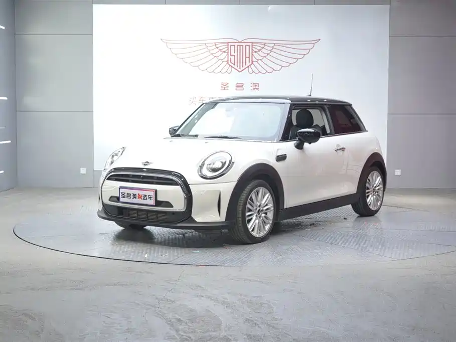 MINI MINI 2023 Facelift 1.5T COOPER Artist
