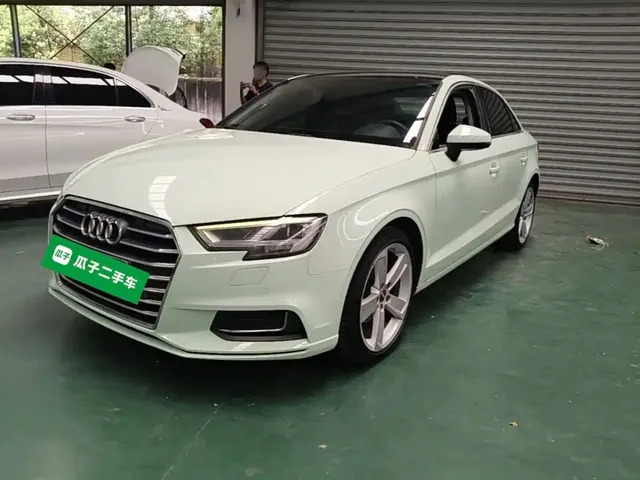 Audi A3 2018 30th Anniversary Limousine 35 TFSI Style