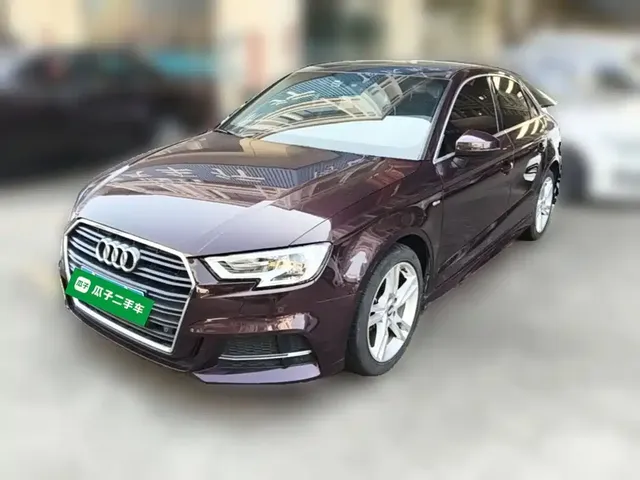Audi A3 2018 30th Anniversary Limousine 35 TFSI Fashion