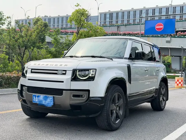 Land Rover Defender 2021 110 P400 X-DYNAMIC HSE