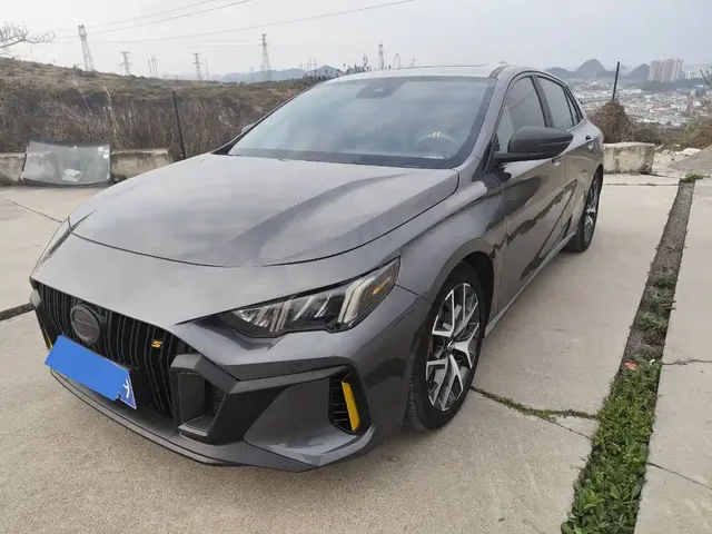 GAC Trumpchi Emkoo 2021 270T DCT J15 Edition
