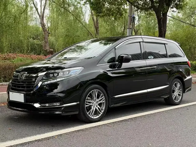 Honda Elysion 2019 2.0L Hybrid Supreme Edition
