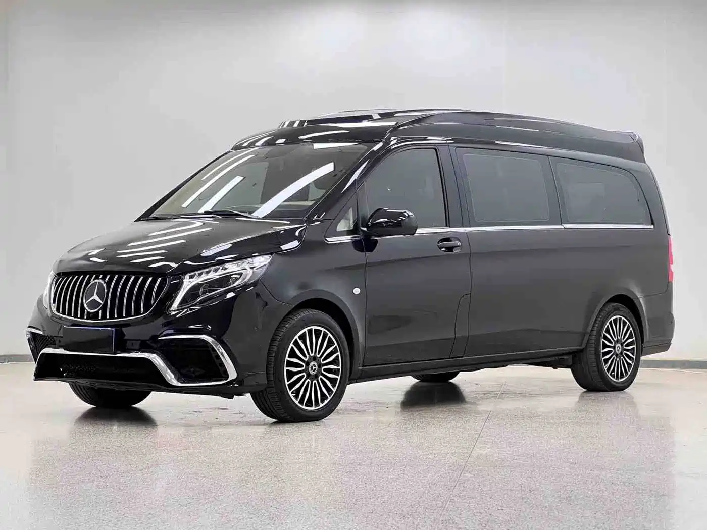 Mercedes-Benz Vito 2018 2.0T Elite Edition 7-Seater China V