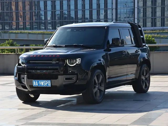 Land Rover Defender 2023 Facelift 110 5.0T V8