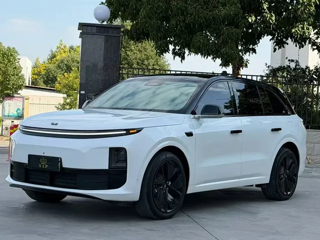 Li Auto L6 2024 Pro