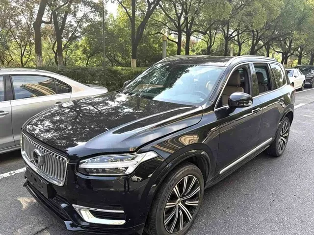 Volvo XC90 2022 B5 Smart Luxury 7-Seater