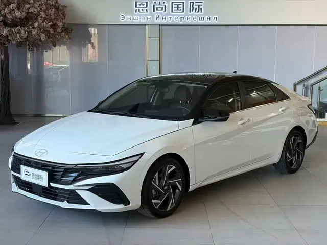 Hyundai Elantra 2023 Model 1.5L CVT LUX Premium Edition