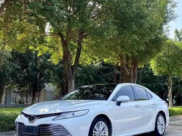 Toyota Camry 2018 2.5G Luxury Edition