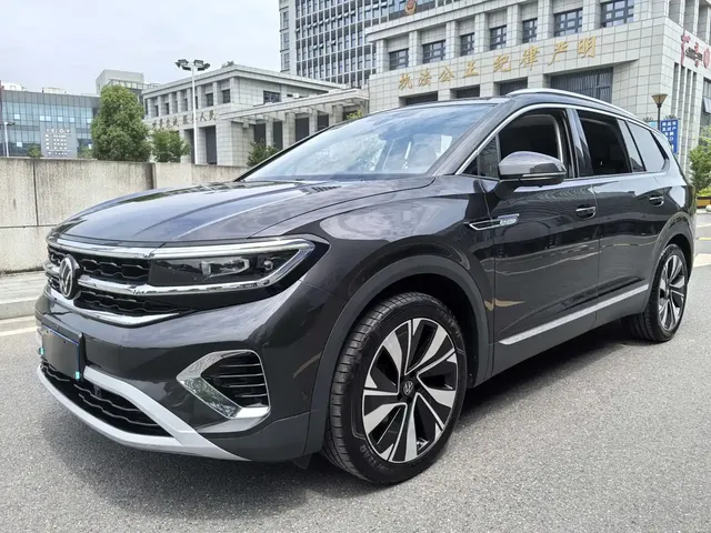 Volkswagen Talagon 2023 Facelift 380TSI 4WD Luxury Premium Pro Edition 6-Seater