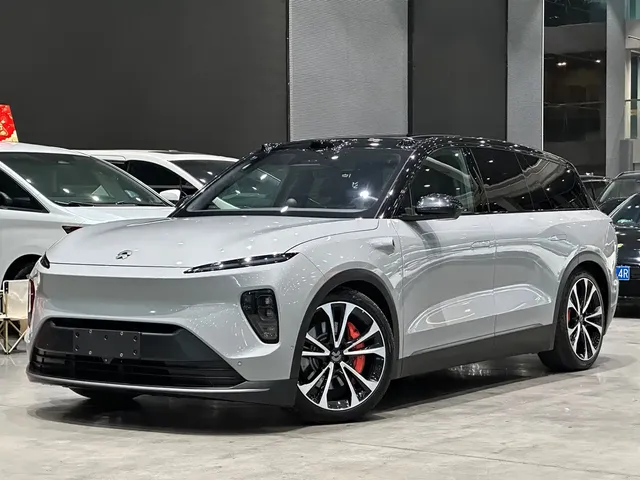 NIO ES8 2023 100kWh Signature Edition