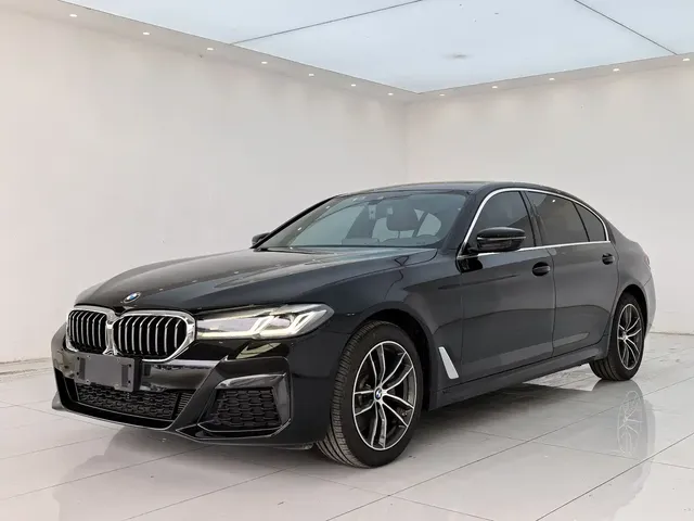 BMW 5 Series 2022 525Li M Sport Package