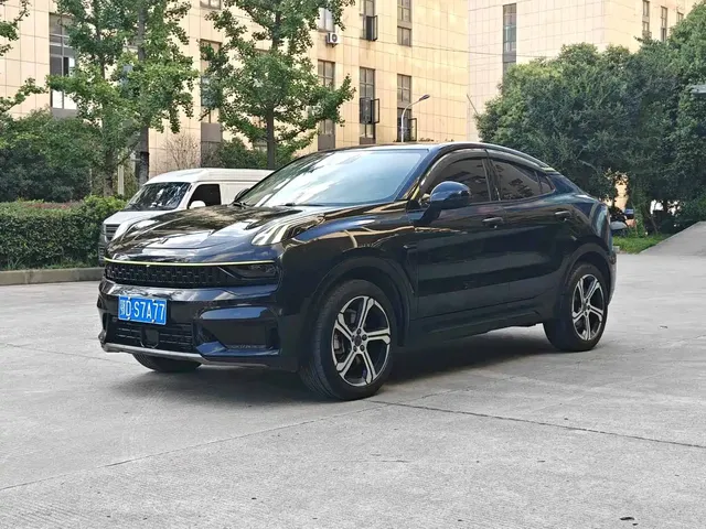 Lynk & Co 05 2020 2.0TD 2WD Shine Plus